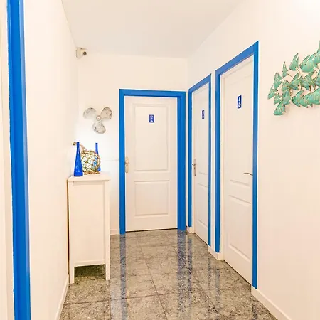 ゲストハウス Neon Tenerife