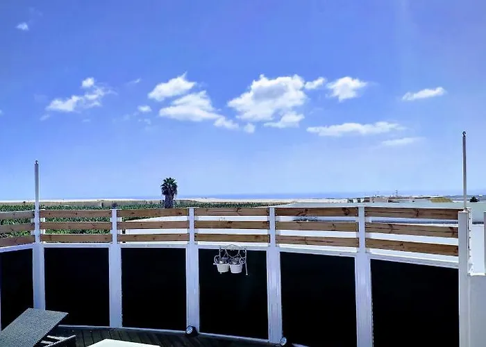 Gasthuis Neon Tenerife 3*