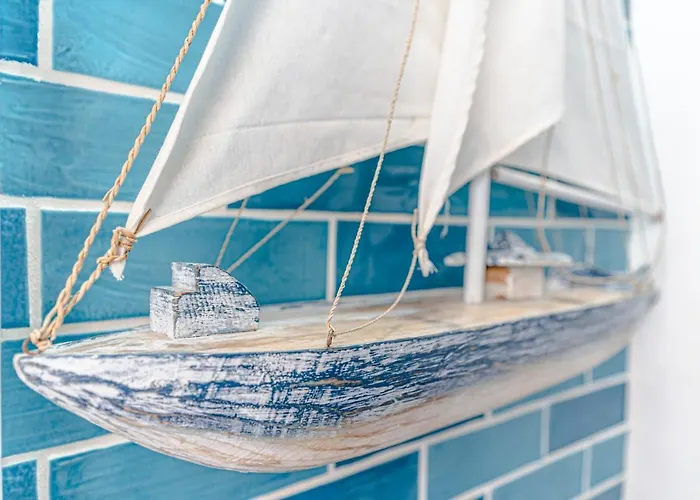 Neon Tenerife Pensionat 3*