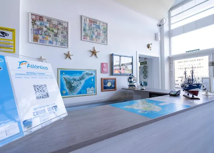 Neon Tenerife Pensionat 3*