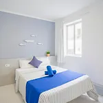 Πανσιόν Neon Tenerife 3*